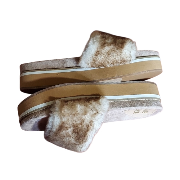 Jane And The Shoe Astro Furry Slide  Platform Slippers Women's We - Picture 13 of 16
